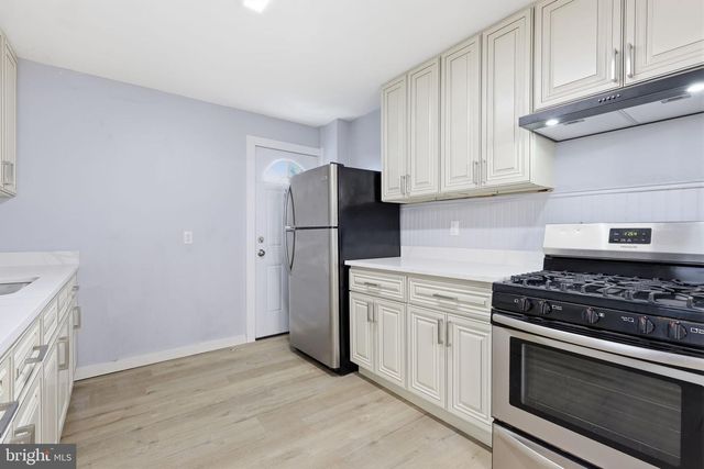 25 LILY ST, Trenton, NJ 08610