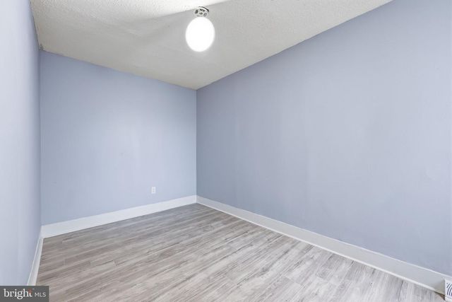 25 LILY ST, Trenton, NJ 08610