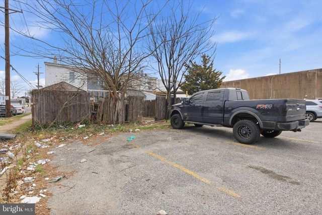 25 LILY ST, Trenton, NJ 08610