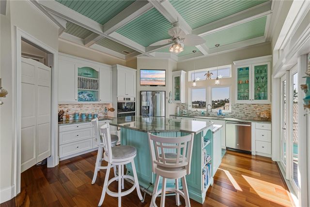 125 BURNS ROAD, Terra Ceia, FL 34250