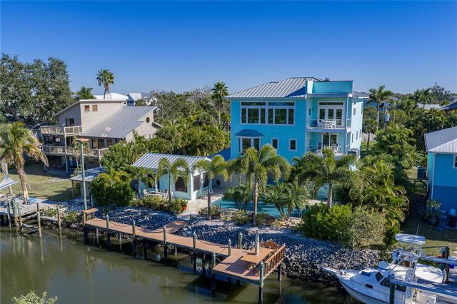 125 BURNS ROAD, Terra Ceia, FL 34250