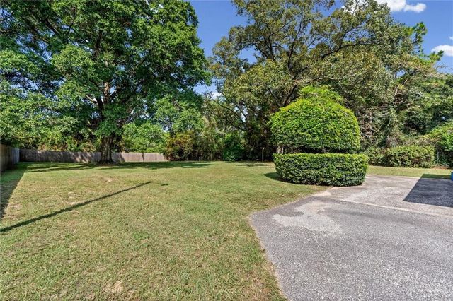 3381 Woodard Drive, Mobile, AL 36618