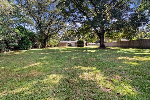 3381 Woodard Drive, Mobile, AL 36618