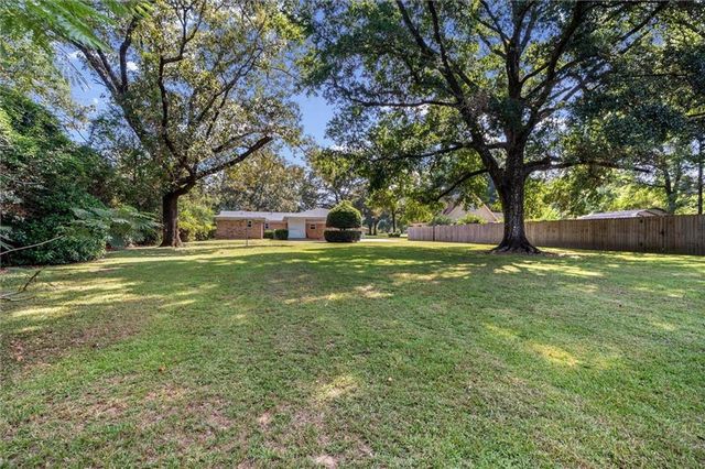 3381 Woodard Drive, Mobile, AL 36618