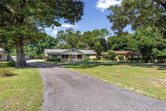 3381 Woodard Drive, Mobile, AL 36618