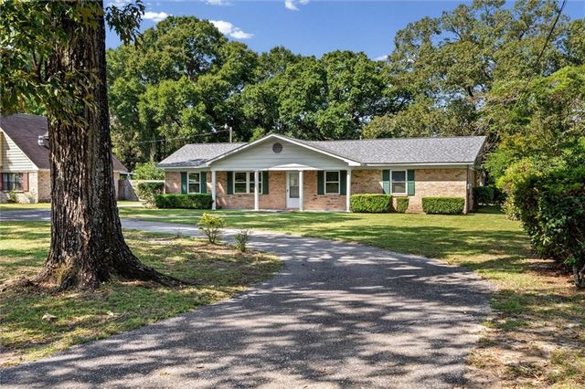 3381 Woodard Drive, Mobile, AL 36618