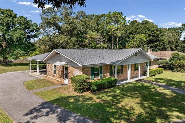 3381 Woodard Drive, Mobile, AL 36618