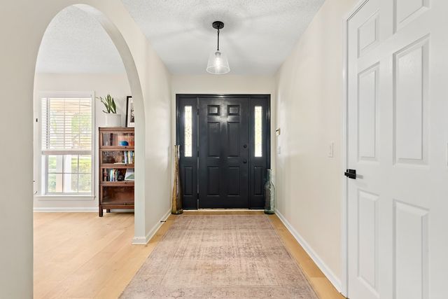 110 Doncaster Way, Dothan, AL 36305