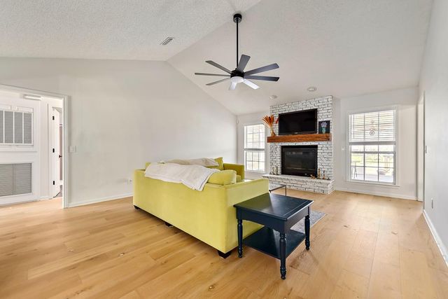 110 Doncaster Way, Dothan, AL 36305