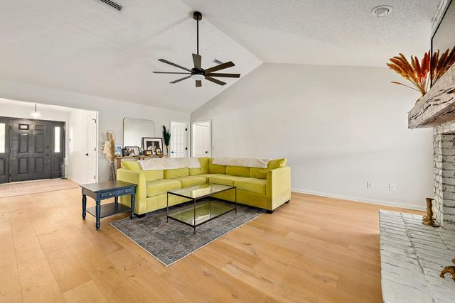 110 Doncaster Way, Dothan, AL 36305