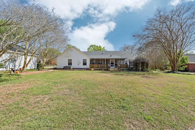 110 Doncaster Way, Dothan, AL 36305