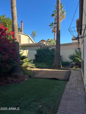 522 E TOPEKA Drive, Phoenix, AZ 85024