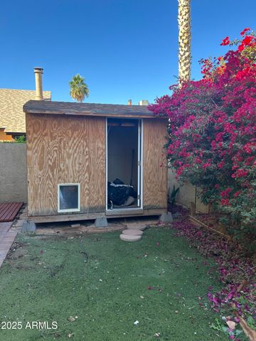 522 E TOPEKA Drive, Phoenix, AZ 85024