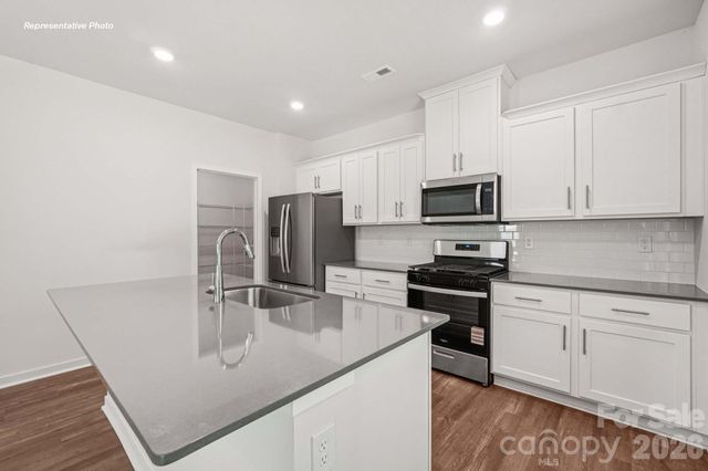 5124 Parker Forest Drive, Charlotte, NC 28215