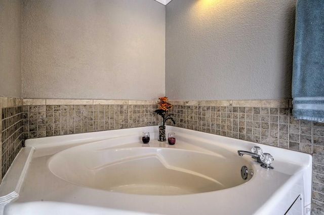 2912 Cascade Ave, Pueblo, CO 81008