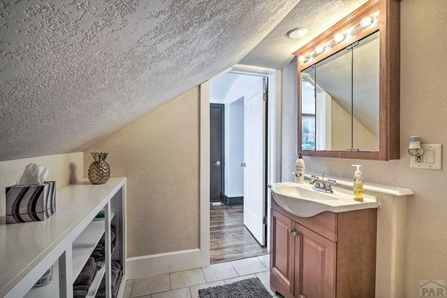 2912 Cascade Ave, Pueblo, CO 81008