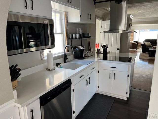 2912 Cascade Ave, Pueblo, CO 81008