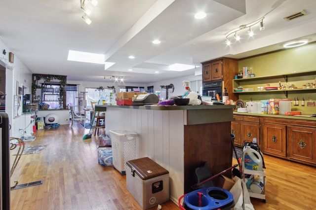 221 Kennett Rd, Old Hickory, TN 37138