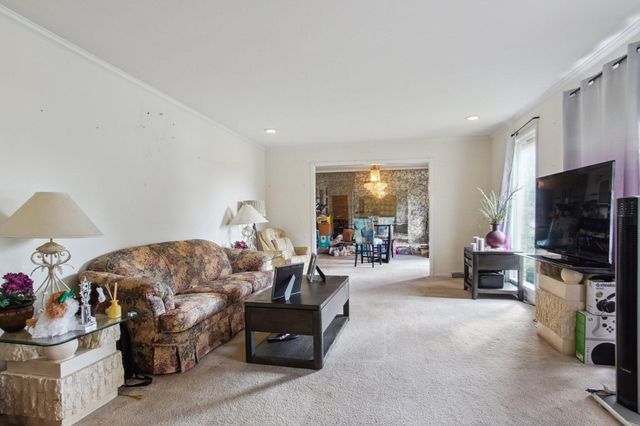 221 Kennett Rd, Old Hickory, TN 37138