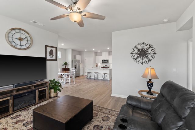 6114 Japonica Ln, White House, TN 37188