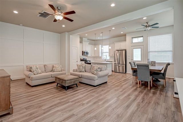 5542 Sallow Bay Lane, Fulshear, TX 77441