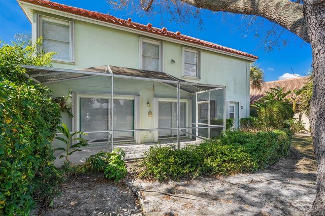 2746 Linkside Drive, Wellington, FL 33414