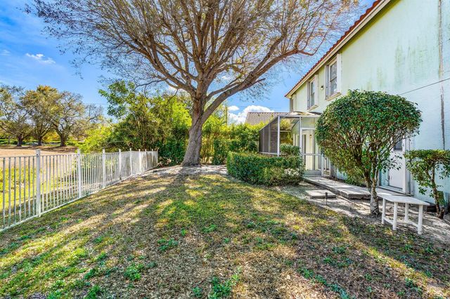 2746 Linkside Drive, Wellington, FL 33414