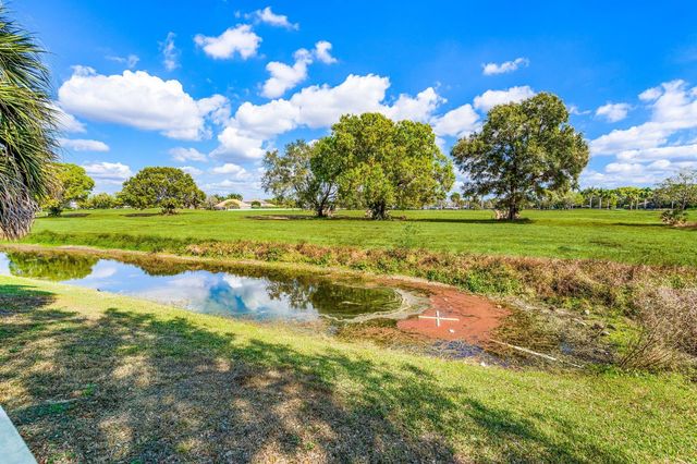 2746 Linkside Drive, Wellington, FL 33414