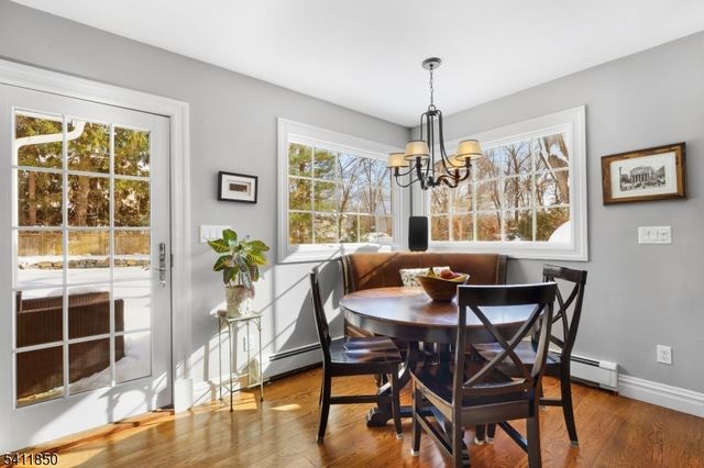 8 Kice Rd, Florham Park Boro, NJ 07932