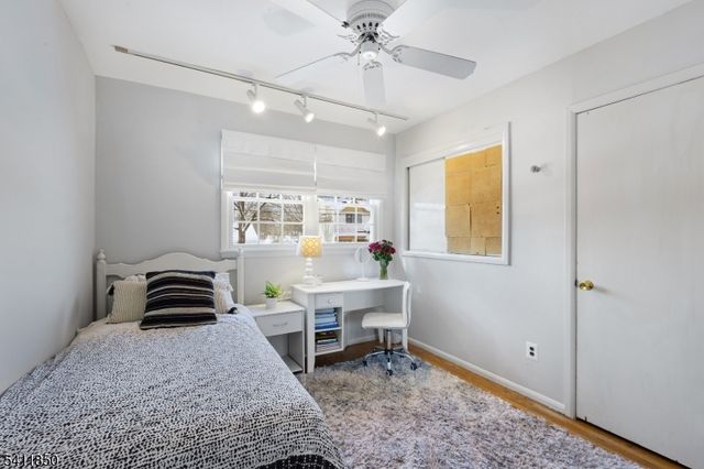 8 Kice Rd, Florham Park Boro, NJ 07932