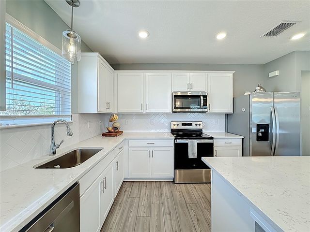 8705 WINDLASS COVE, Parrish, FL 34219