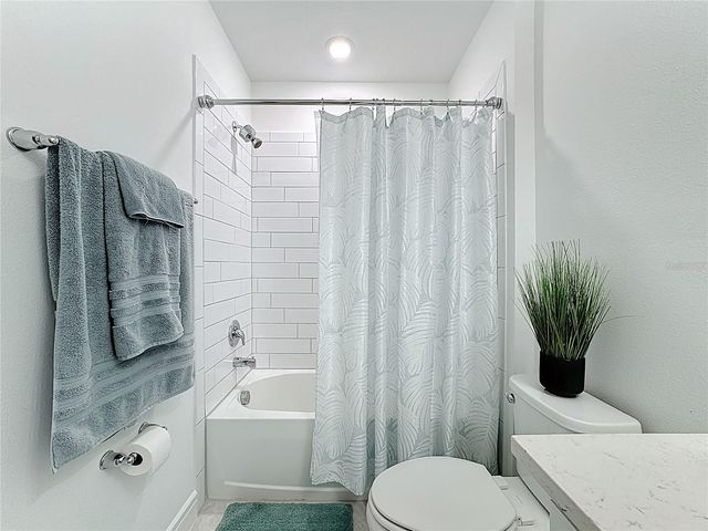 8705 WINDLASS COVE, Parrish, FL 34219