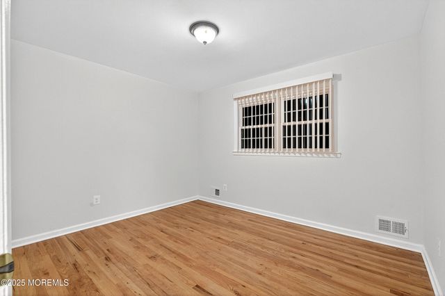 1040 Hillside Drive, North Brunswick, NJ 08902