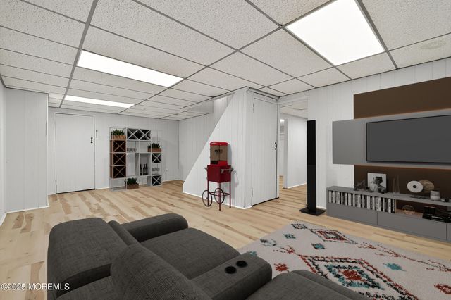 1040 Hillside Drive, North Brunswick, NJ 08902