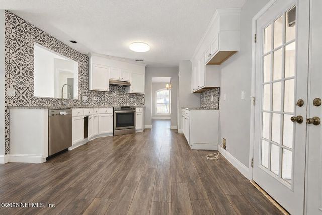 13858 SOFTWIND Trail N, Jacksonville, FL 32224