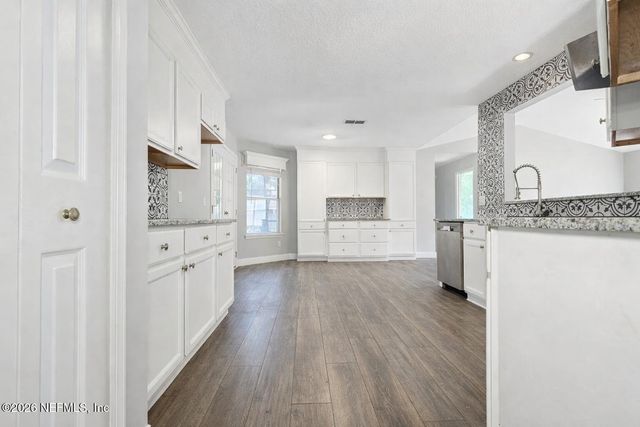 13858 SOFTWIND Trail N, Jacksonville, FL 32224