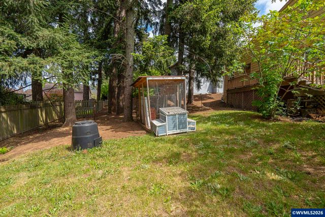2380 Emmet Dr NW, Salem, OR 97304