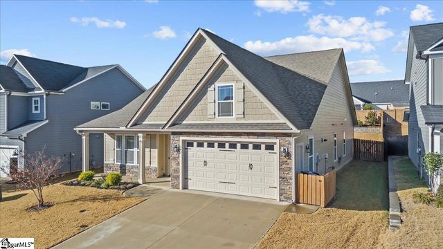 402 Grantleigh Court, Simpsonville, SC 29680