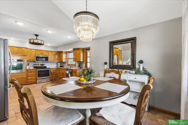 16600 Adams Street, Omaha, NE 68135