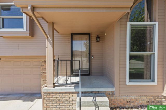 16600 Adams Street, Omaha, NE 68135