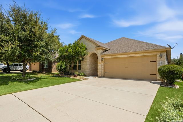 120 Pilsen Dr, Boerne, TX 78006