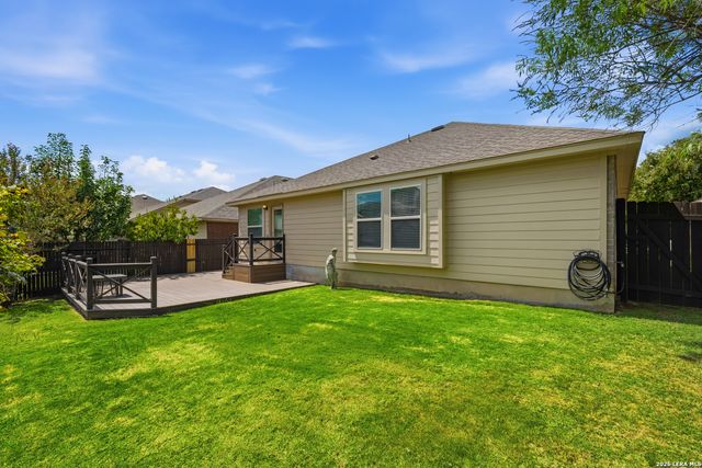 120 Pilsen Dr, Boerne, TX 78006
