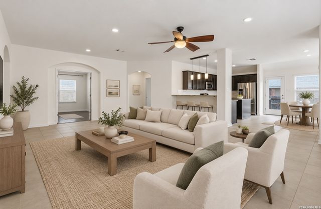 120 Pilsen Dr, Boerne, TX 78006