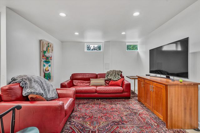 3138 Stoneridge RD SW, Roanoke, VA 24014