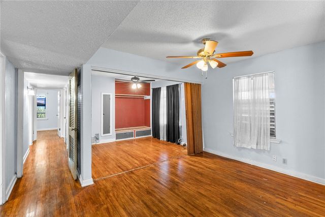 4622 Adkins Dr, Corpus Christi, TX 78411