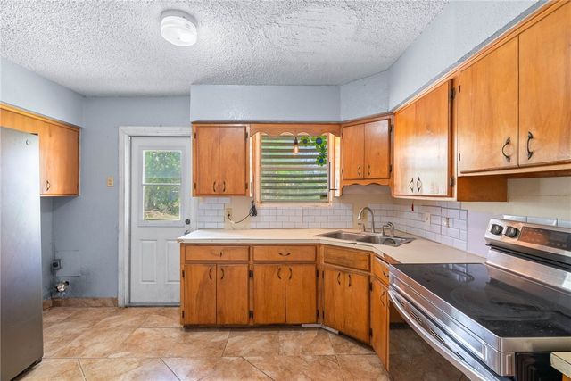 4622 Adkins Dr, Corpus Christi, TX 78411