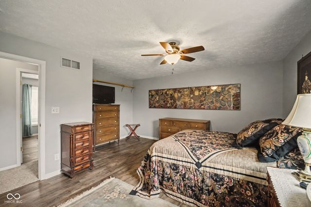 10907 Songbird Lane, Carmel, IN 46033