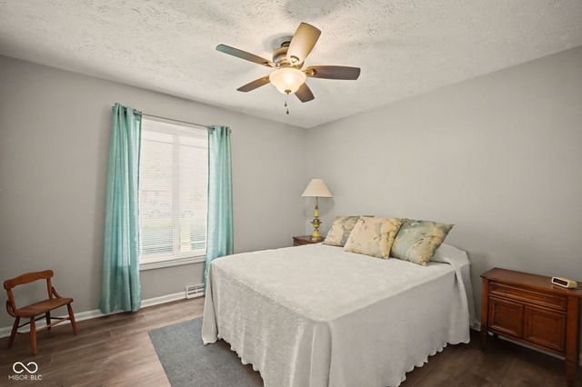 10907 Songbird Lane, Carmel, IN 46033