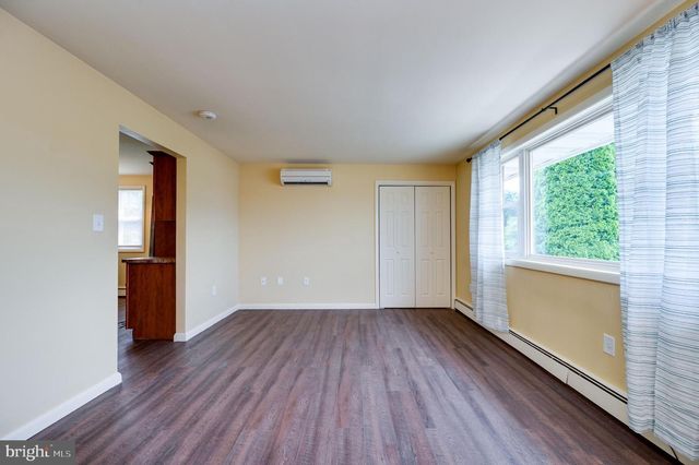 1392 NEW HOLLAND RD, Reading, PA 19607