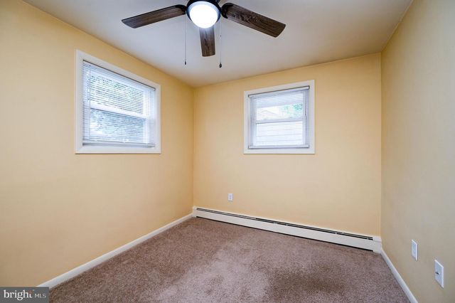 1392 NEW HOLLAND RD, Reading, PA 19607